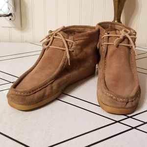 Wallabees or Desert boots in suede leather